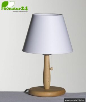 Geschirmte Tischleuchte aus Buchenholz mit Lampenschirm aus Papier, WEISS. 31 cm Höhe, E27 Fassung, 40 Watt.